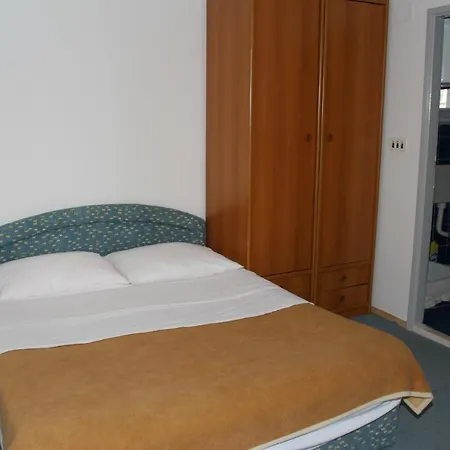 Apartment By The Sea Podgora, Makarska - 518 Podgora (Split-Dalmatia)